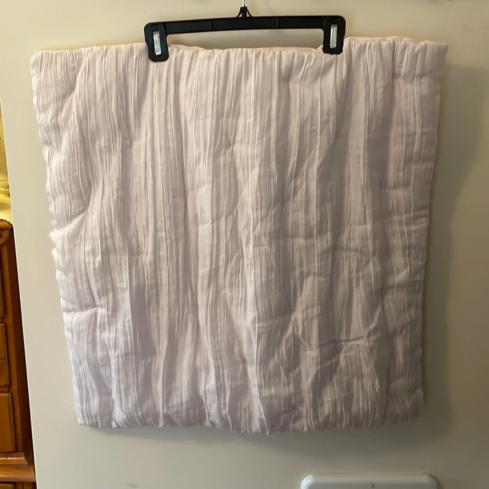Set of 2 West elm blush euro sham pillow cases